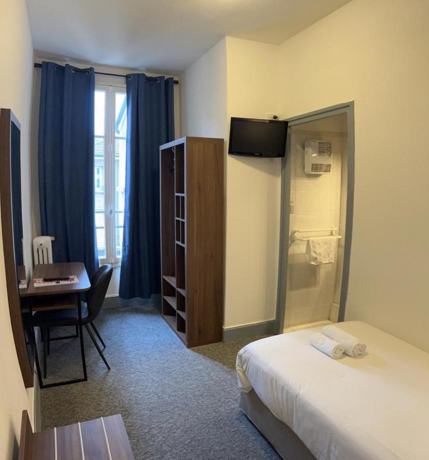 Hotel Moderne 2*