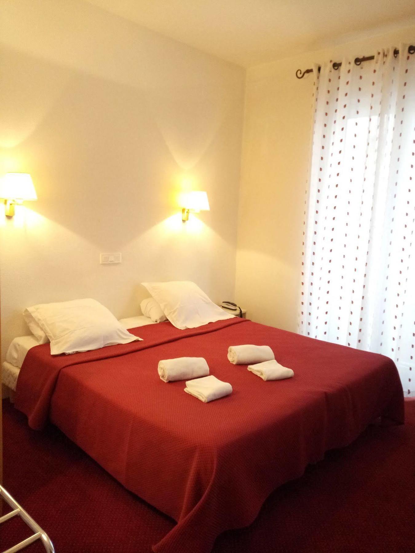 Moderne Hotel 2*